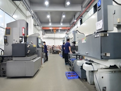 SGS پلاستیک سیاه ESD Jedec تراک ماتریس برای محصولات الکترونیکی